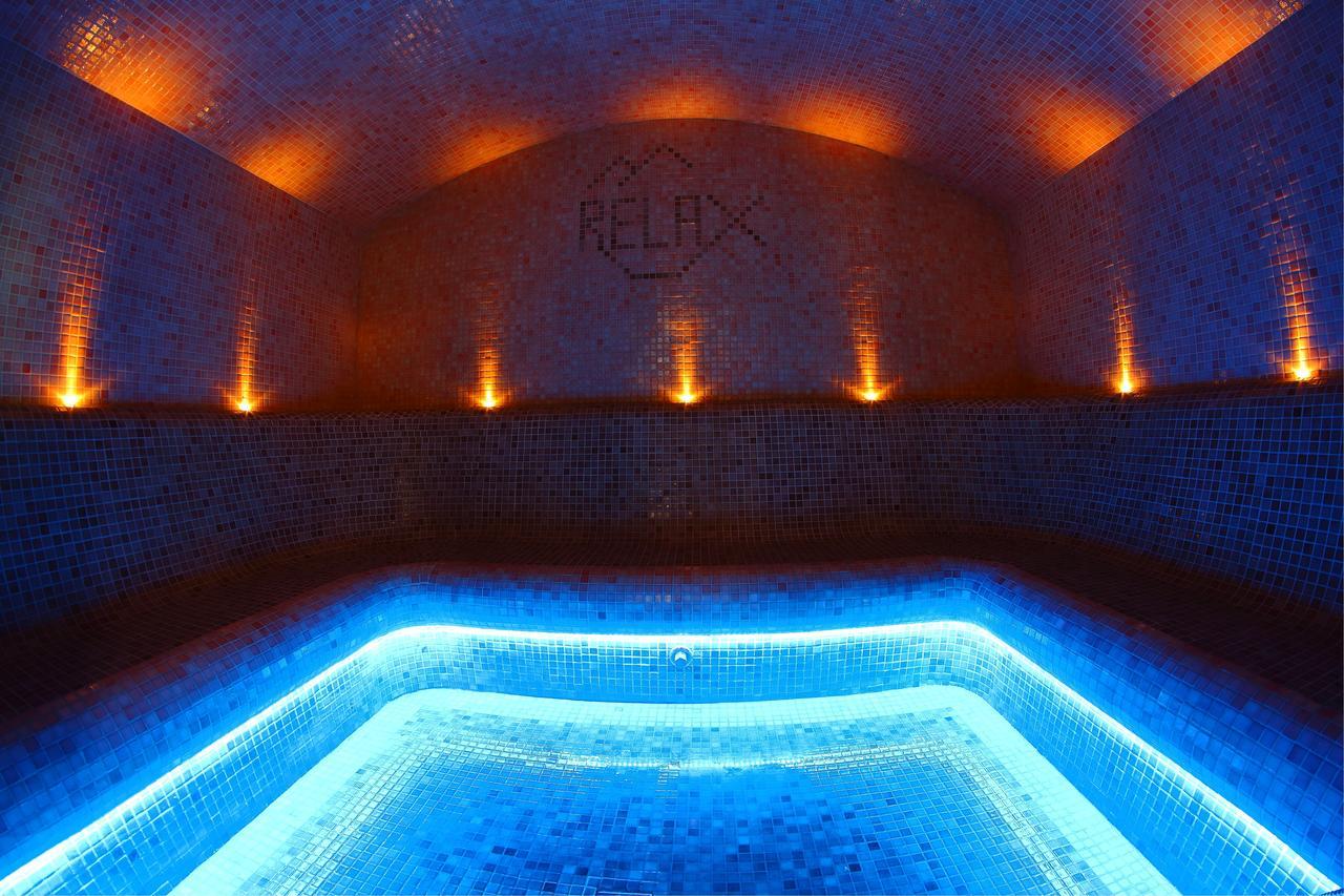Hotel Relax Sovata Esterno foto